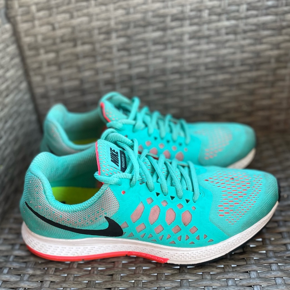 Bike Pegasus 31 Size US 8.5 women